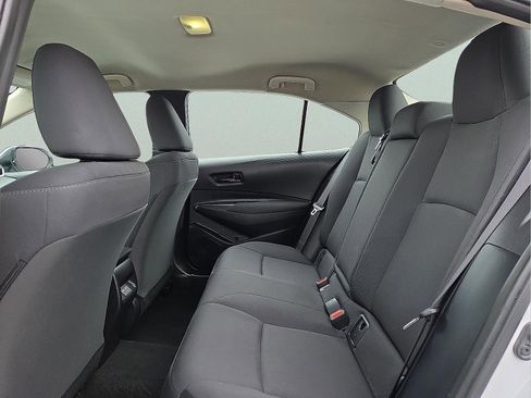 Used 2025 Toyota Corolla LE image 10