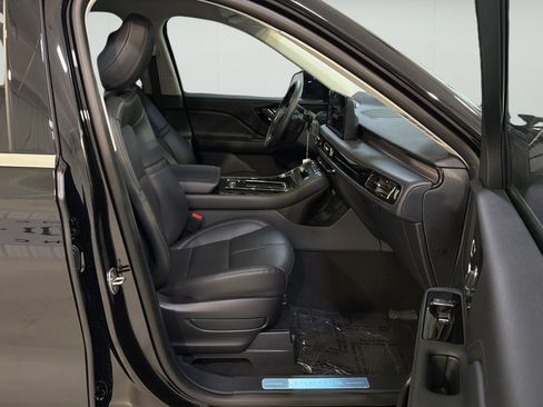 New 2026 Lincoln Aviator 2WD image 22