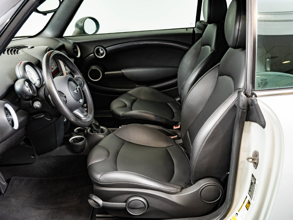 Used 2014 MINI Cooper S FWD image 19