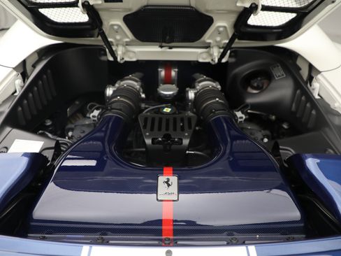 Certified 2015 Ferrari 458 Speciale A image 37