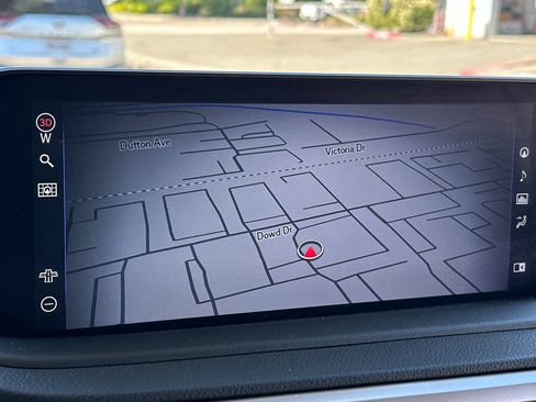 Used 2022 Lexus RX 450h AWD w/ Premium Package image 19