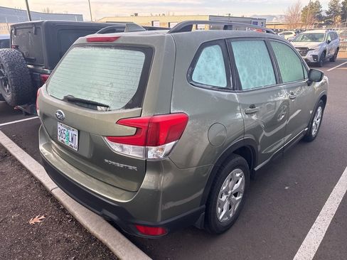 Used 2019 Subaru Forester w/ Alloy Wheel Package image 3