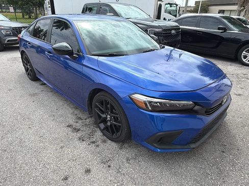 Used 2023 Honda Civic Sport image 3