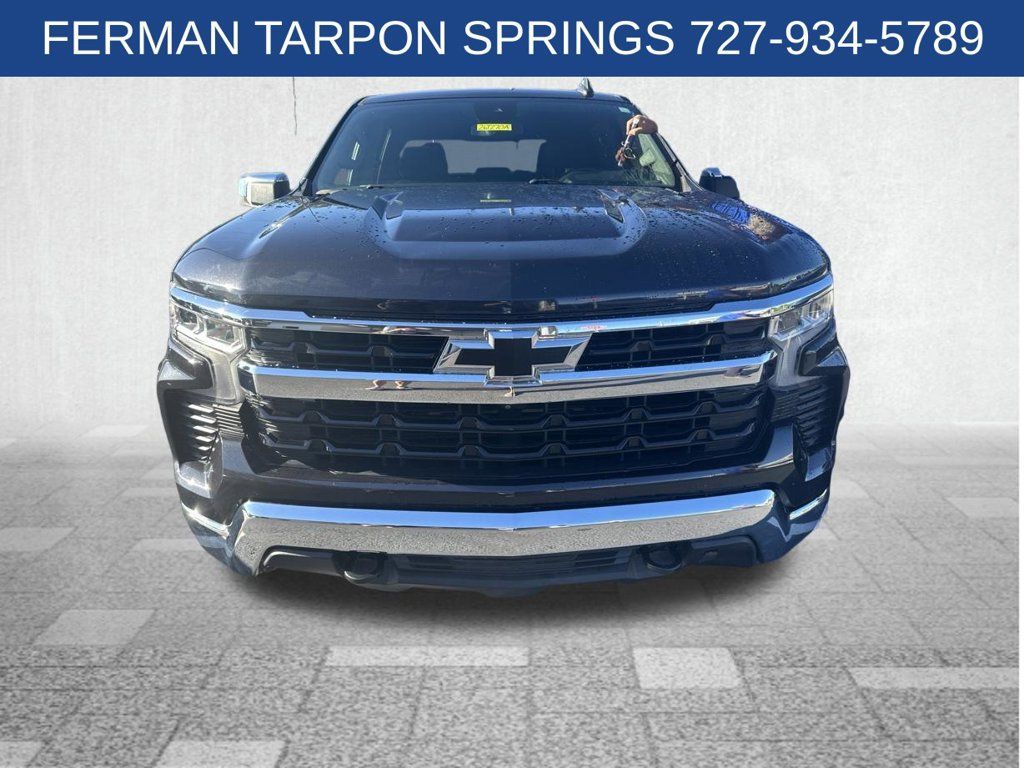 Used 2023 Chevrolet Silverado 1500 LT AWD/4WD image 7