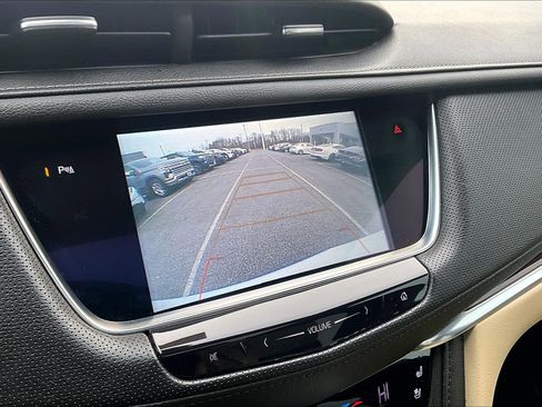 Used 2019 Cadillac XT5 Premium Luxury image 27