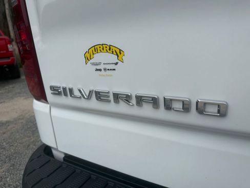 Used 2025 Chevrolet Silverado 1500 LT AWD/4WD image 17