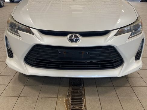 Used 2015 Scion tC image 26