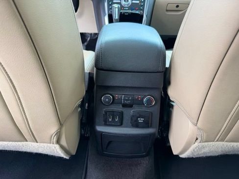Used 2016 Ford Explorer Limited w/ Equipment Group 301A FWD image 39