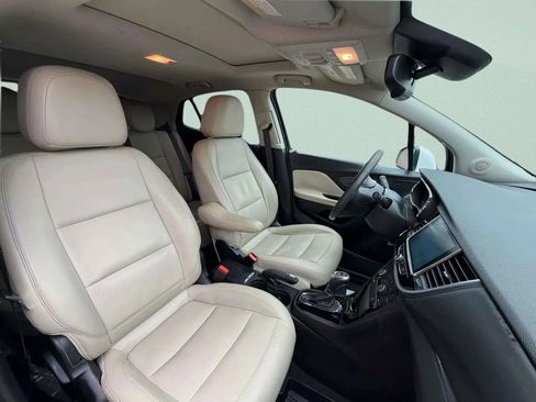 Used 2017 Buick Encore Essence w/ Experience Buick Package image 9