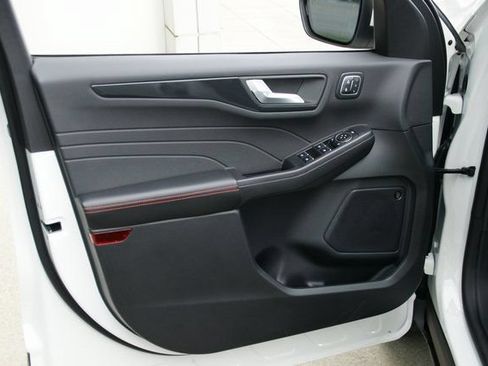 New 2026 Ford Escape ST-Line Select w/ Tech Pack #2 AWD/4WD image 15