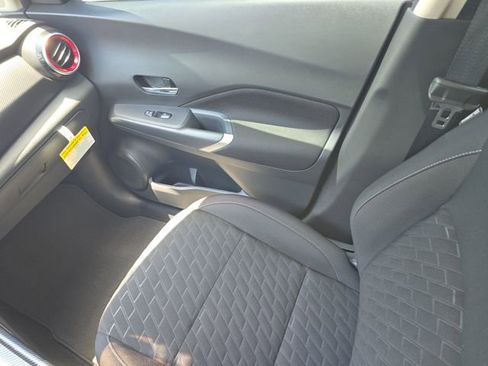 Certified 2024 Nissan Kicks SV FWD image 15