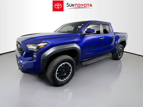 Used 2024 Toyota Tacoma TRD Off-Road image 9