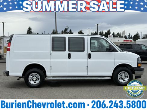 Used 2024 Chevrolet Express 2500 w/ Driver Convenience Package RWD image 6