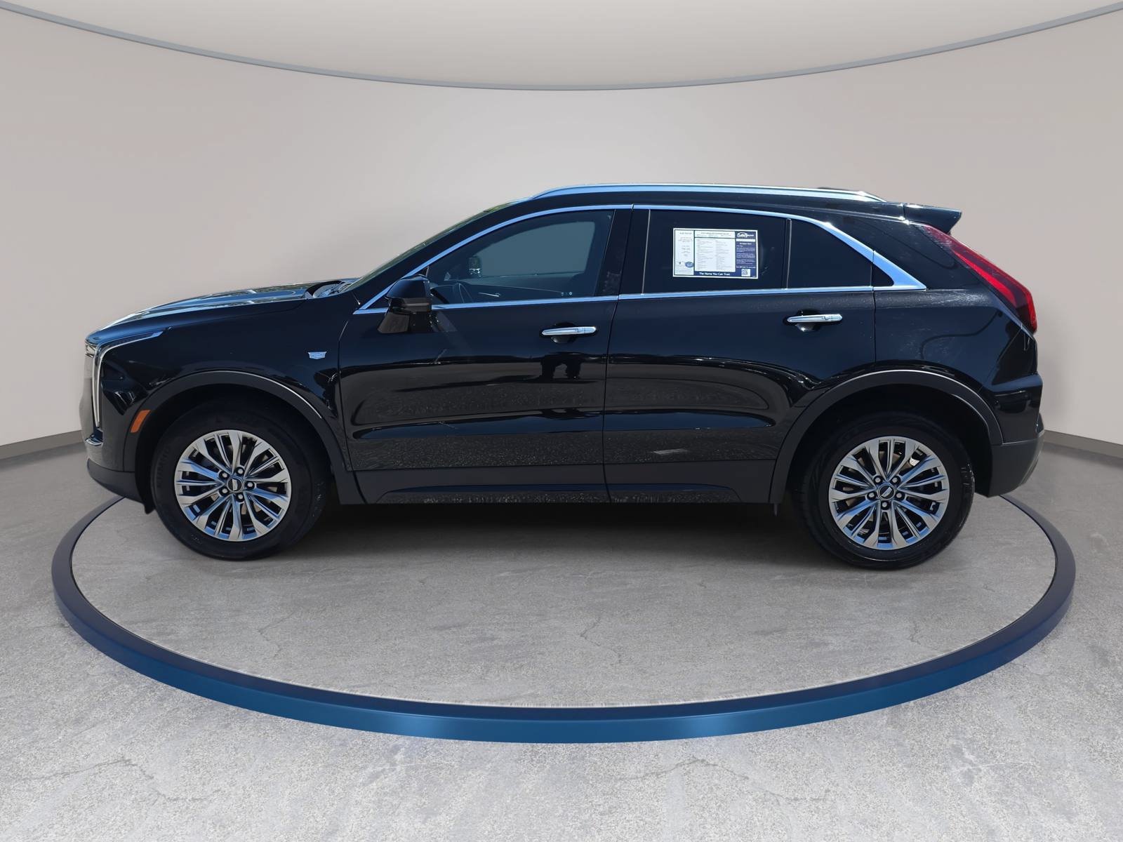 Used 2025 Cadillac XT4 Premium Luxury FWD image 8