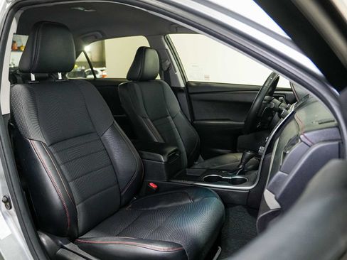 Used 2017 Toyota Camry SE FWD image 20