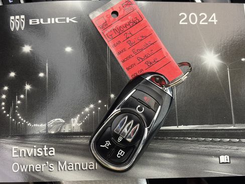 Certified 2024 Buick Envista Avenir FWD image 35