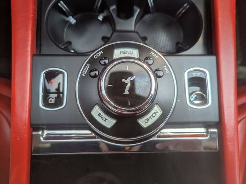 Used 2018 Rolls-Royce Dawn RWD image 30