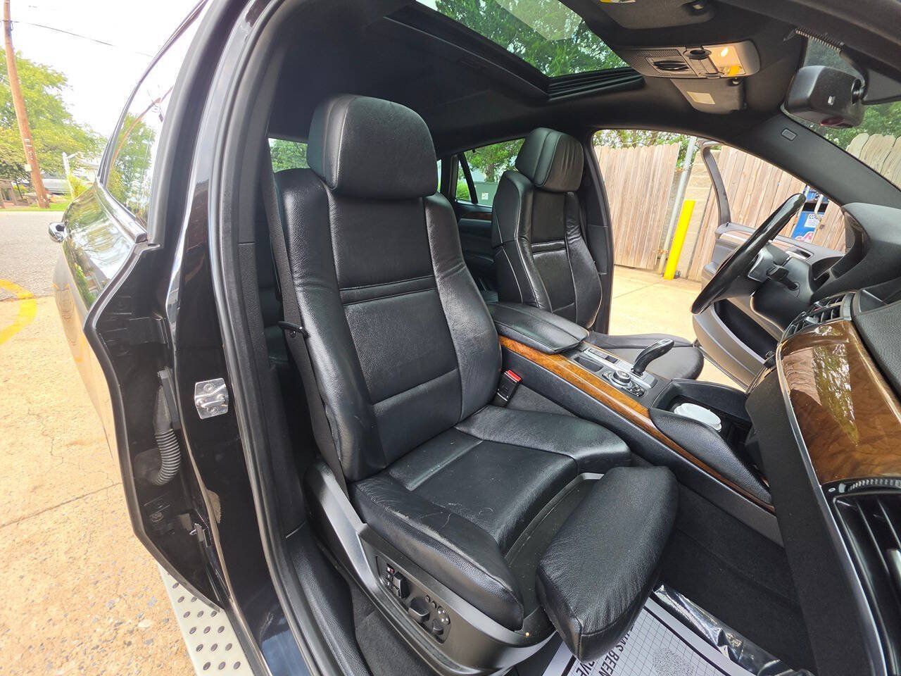 Used 2011 BMW X6 xDrive35i AWD/4WD image 9