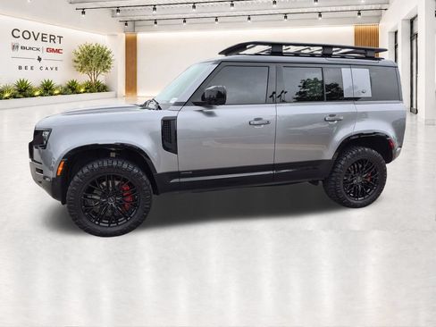 Used 2021 Land Rover Defender 110 X AWD/4WD image 5