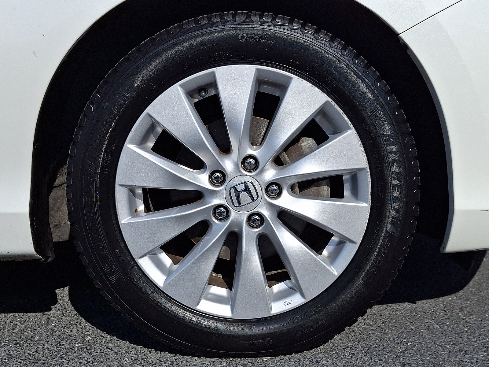 Used 2015 Honda Accord EX-L image 8
