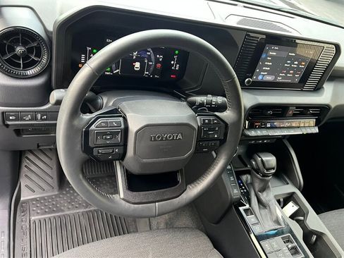 Used 2024 Toyota Land Cruiser 1958 image 37