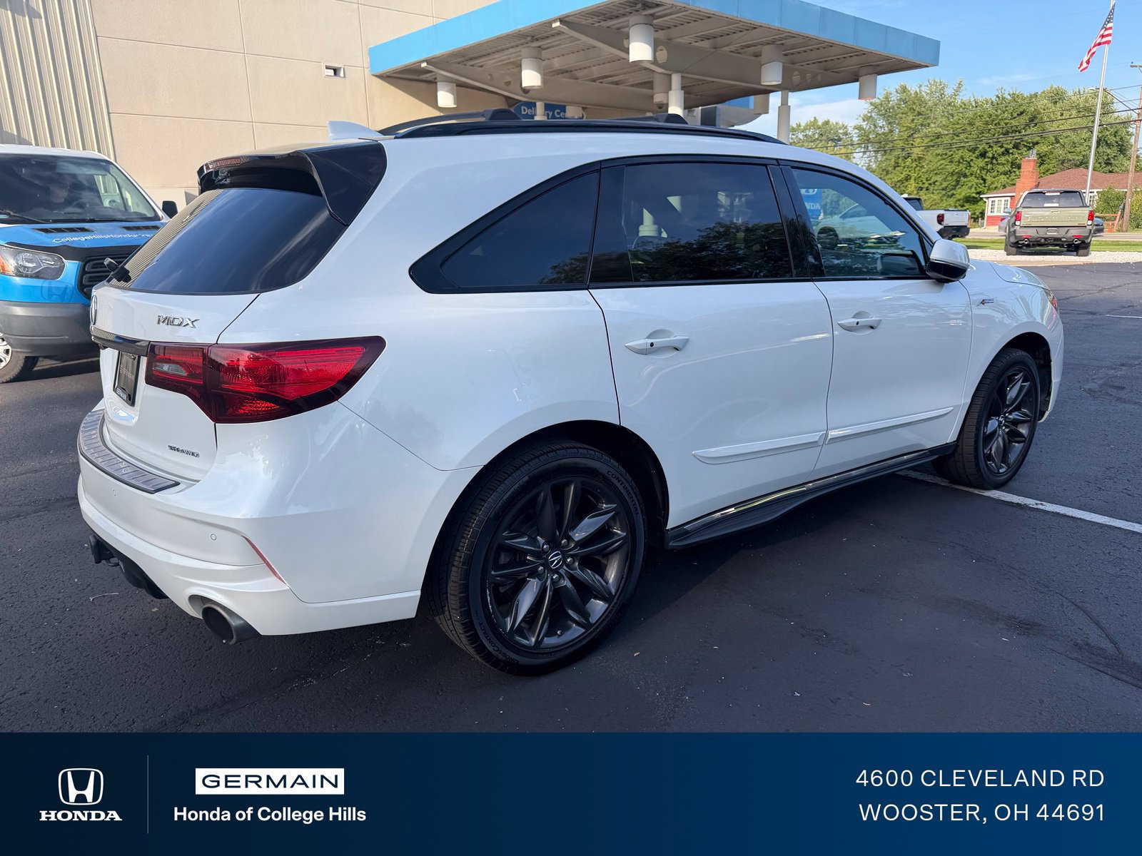 Used 2020 Acura MDX w/ Technology Package AWD/4WD image 2