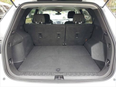 Used 2020 Chevrolet Equinox LT AWD/4WD image 10