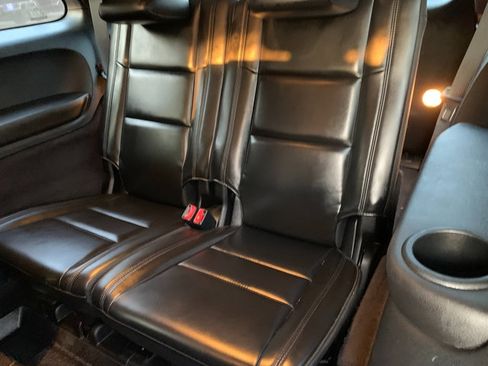 Used 2016 Dodge Durango Limited w/ Nav & Power Liftgate Group AWD/4WD image 24