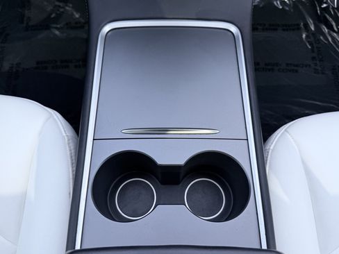Used 2022 Tesla Model 3 Standard Range RWD image 48