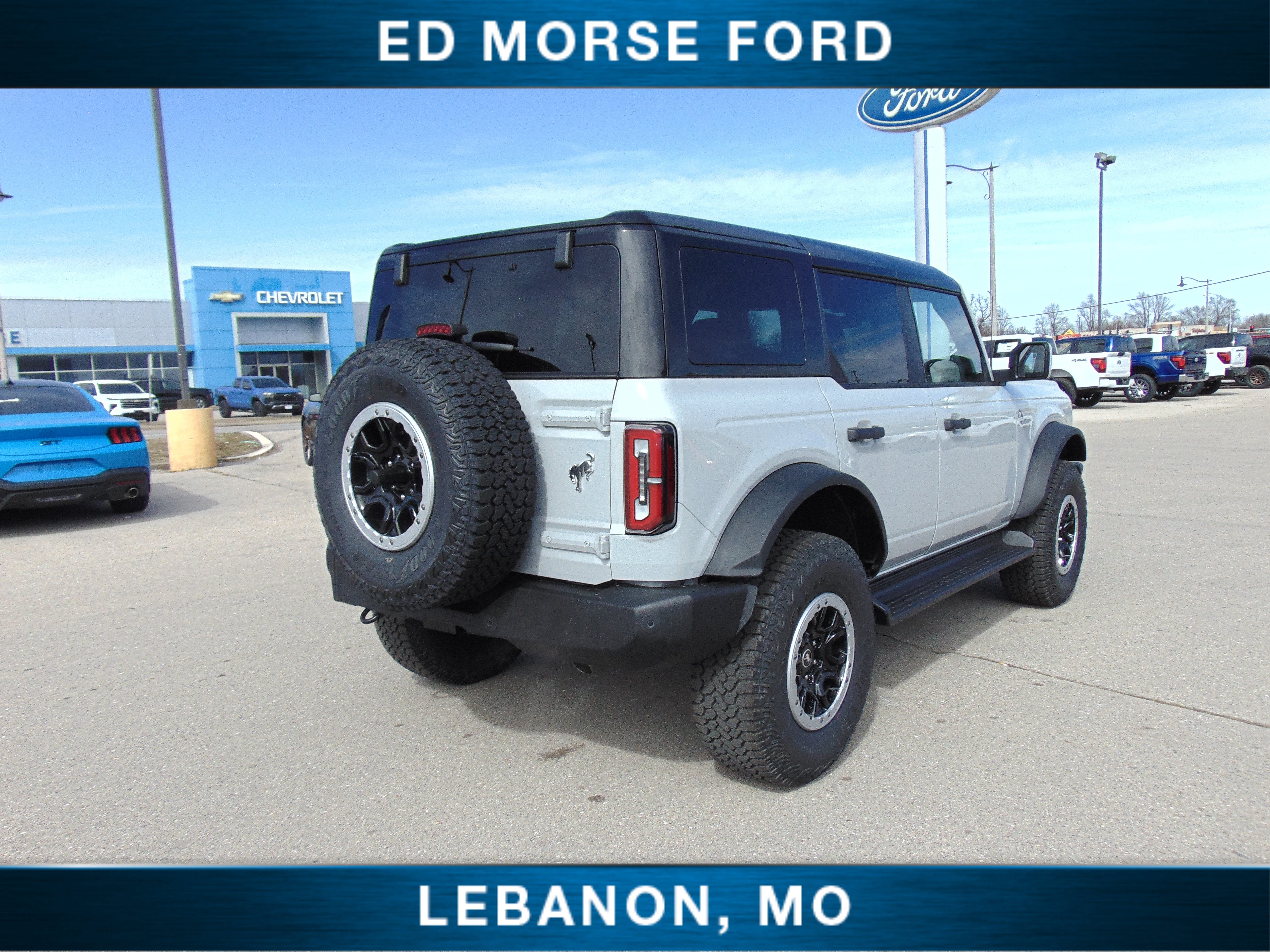 New 2026 Ford Bronco Outer Banks w/ Sasquatch Package AWD/4WD image 6