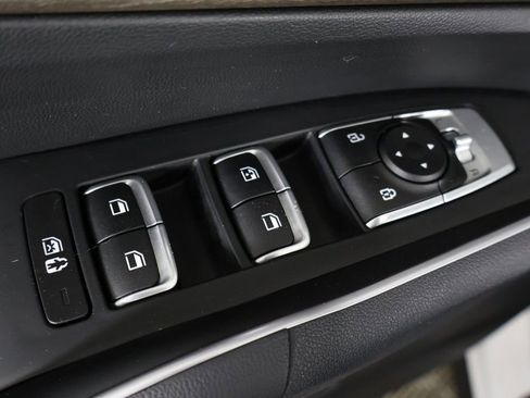 Used 2023 Kia Sorento EX w/ Panoramic Sunroof Package FWD image 44
