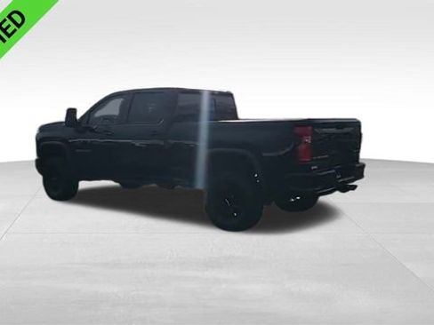 Certified 2024 Chevrolet Silverado 2500 ZR2 w/ Technology Package image 9