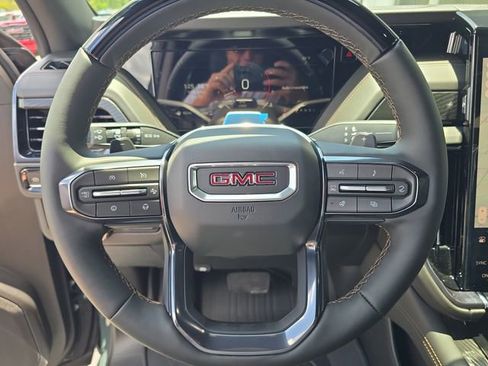 New 2026 GMC Yukon XL AT4 w/ AT4 Premium Plus Package AWD/4WD image 29