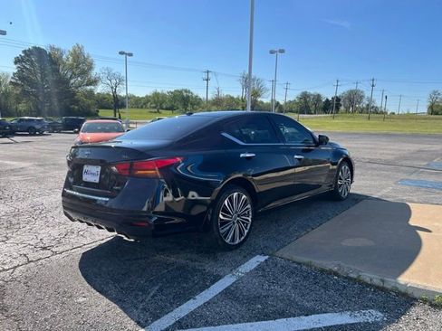 Used 2023 Nissan Altima 2.5 SL image 6