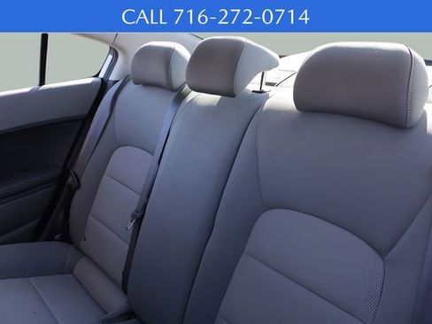 Used 2018 Kia Forte LX w/ LX Rear Camera Package image 13