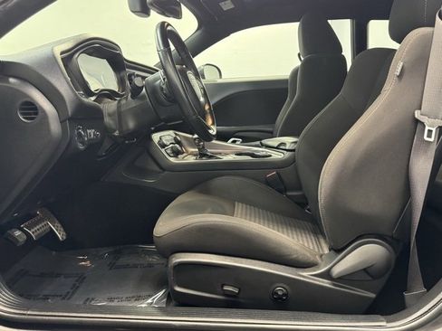 Used 2021 Dodge Challenger R/T image 12