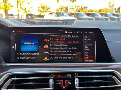 Used 2022 BMW X5 xDrive40i w/ Premium Package image 21