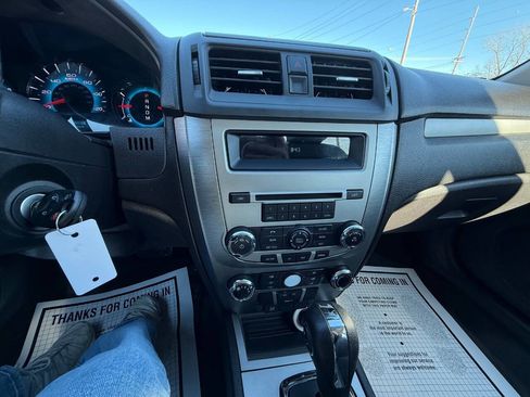 Used 2012 Ford Fusion SE image 22