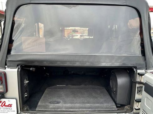 Used 2007 Jeep Wrangler Unlimited Sahara w/ Trailer Tow Group image 6