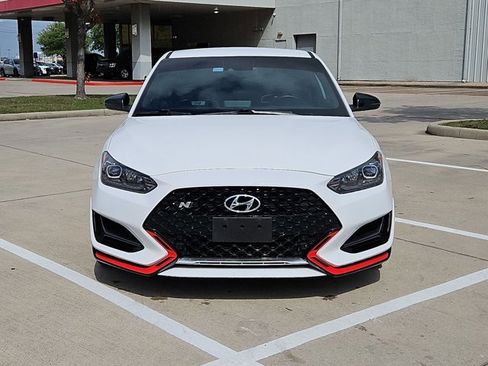 Used 2021 Hyundai Veloster N image 2