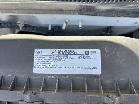 Used 2021 GMC Savana 3500 Extended w/ Power Convenience Package RWD image 21