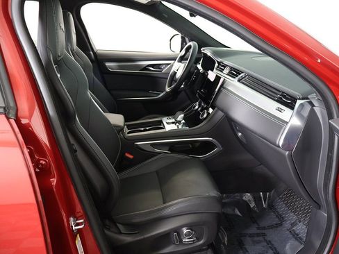 Used 2024 Jaguar F-PACE R-Dynamic S image 34
