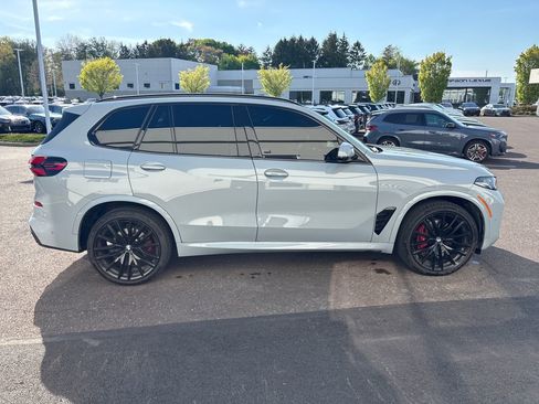 Certified 2025 BMW X5 xDrive40i w/ Executive Package AWD/4WD image 8