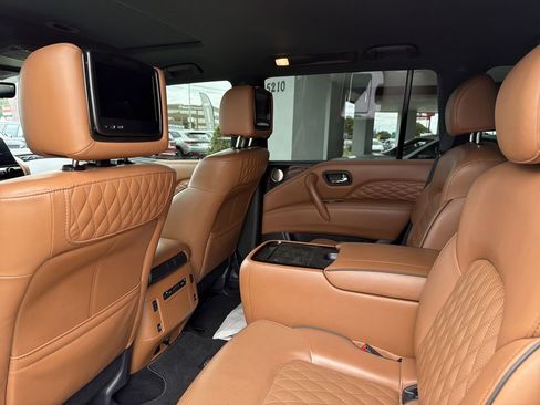Used 2023 INFINITI QX80 Sensory w/ Cargo Package AWD/4WD image 18