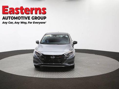 Used 2024 Nissan Versa SR FWD image 53