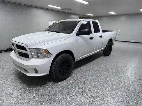 Used 2018 RAM 1500 Express w/ Express Value Package AWD/4WD image 7