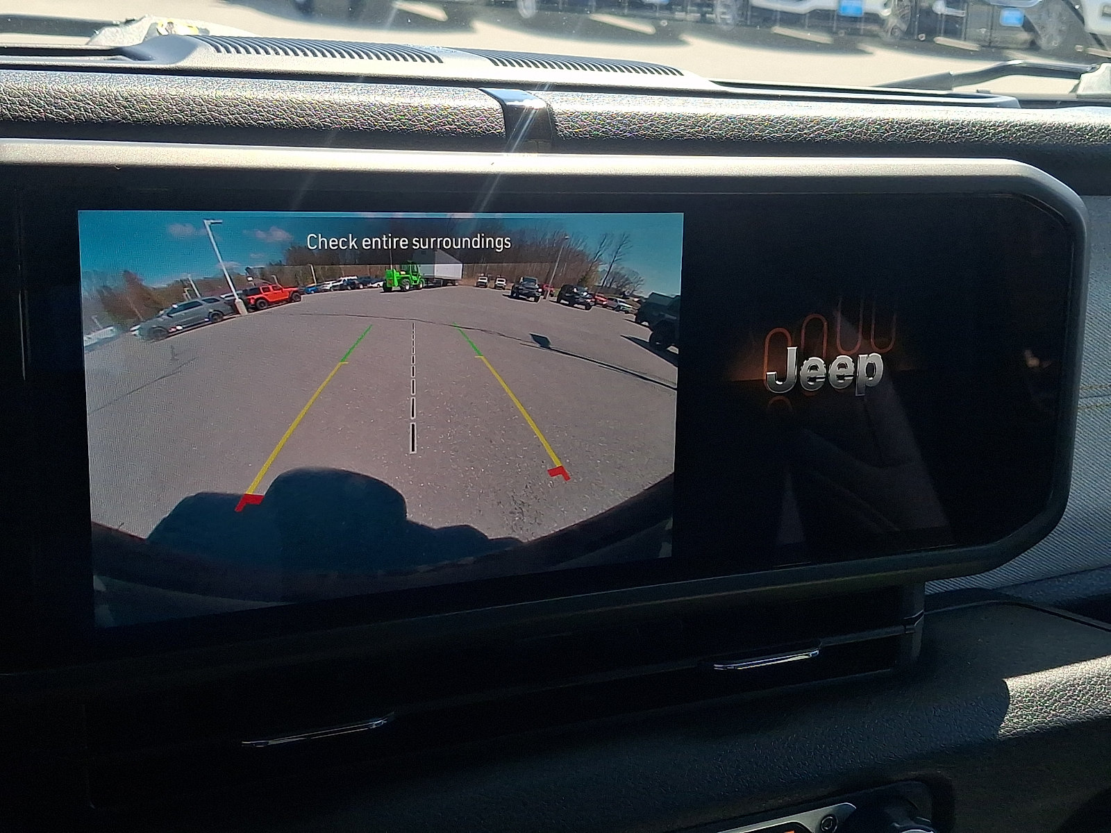 Used 2025 Jeep Wrangler Unlimited Sport AWD/4WD image 16