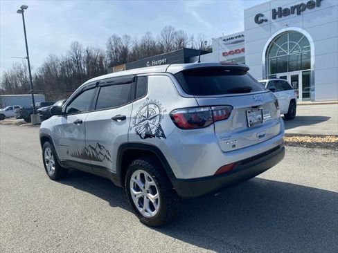 Certified 2024 Jeep Compass Sport image 4