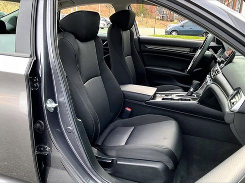 Used 2021 Honda Accord LX image 6