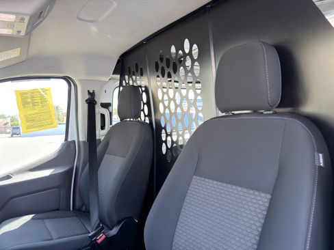 Used 2025 Ford Transit 250 Low Roof w/ Exterior Upgrade Package RWD image 26